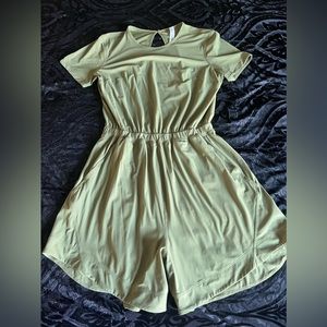 Lululemon Lightweight High Neck Romper Size 6